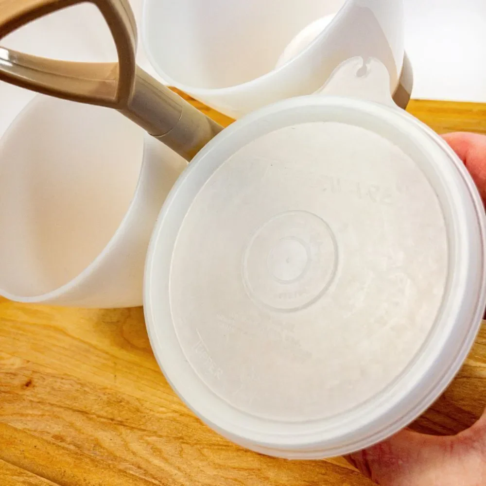 VTG Tupperware 3-Cup Condiment Caddy (757) in Almond